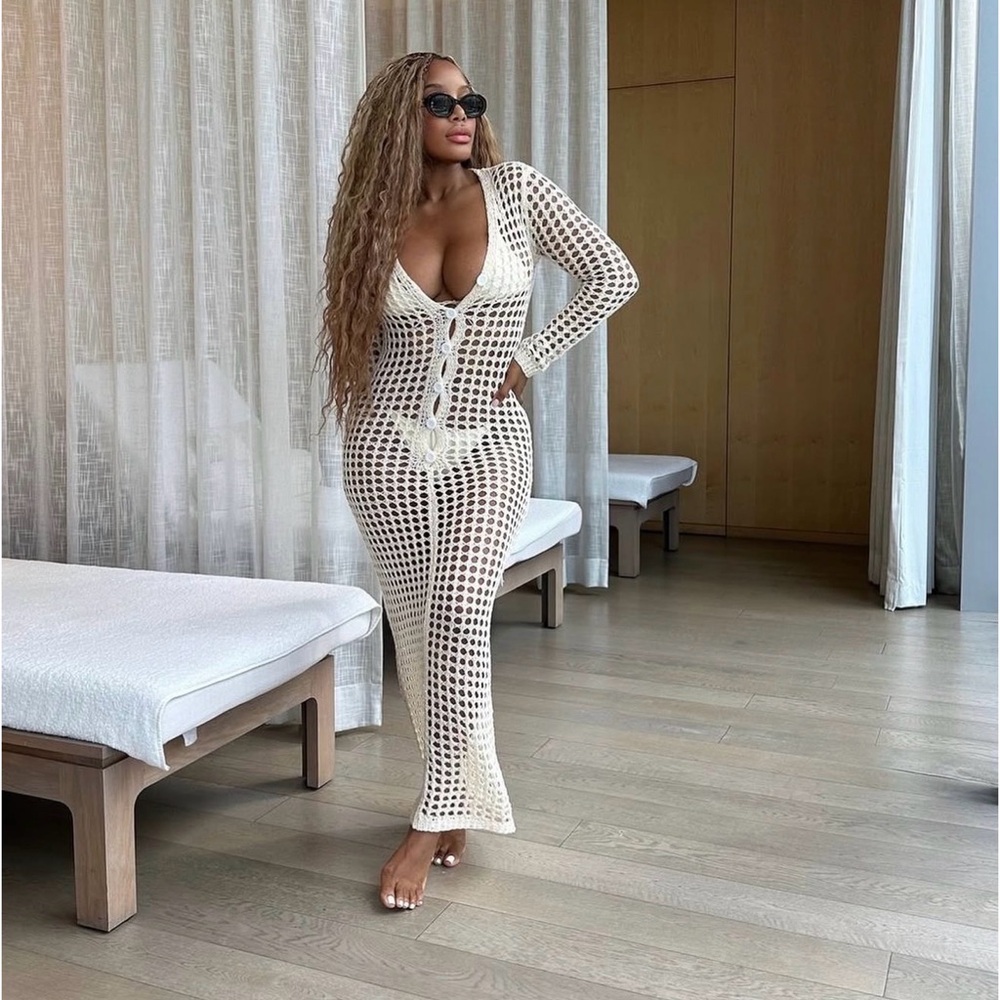 Chic White Crochet Maxi Dress